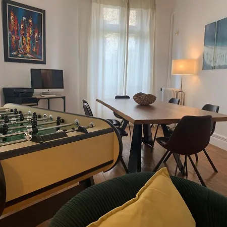 Bourgeois 3ch, 2sdb, Terrasse 70m2, Palais A 400m