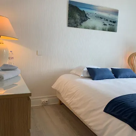 Bourgeois 3ch, 2sdb, Terrasse 70m2, Palais A 400m Apartment Cannes